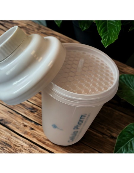 Shaker 600 ml - Avec grille de mélange | Cellula Pharm